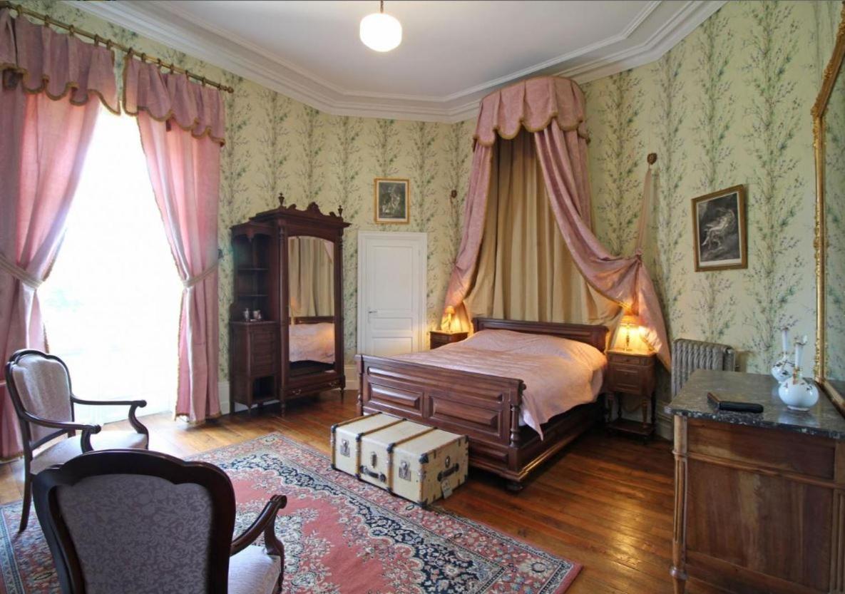 Domaine De Bort Bed & Breakfast Saint-Priest-Taurion Ngoại thất bức ảnh